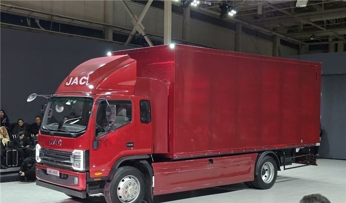 A Technical and Detailed Look at the New Arian Diesel Truck