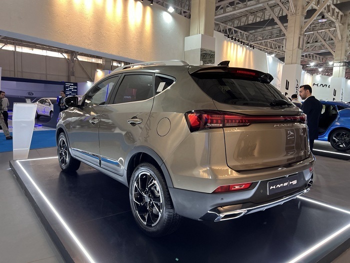 KMC X5: A Modern Evolution of the JAC S5