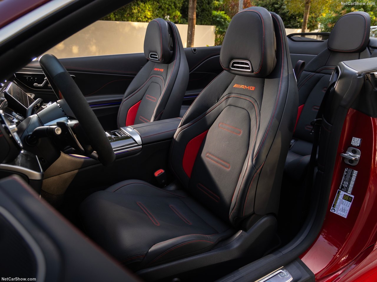 تصویر روز؛ Mercedes-Benz CLE53 AMG Cabriolet [US] (2025)