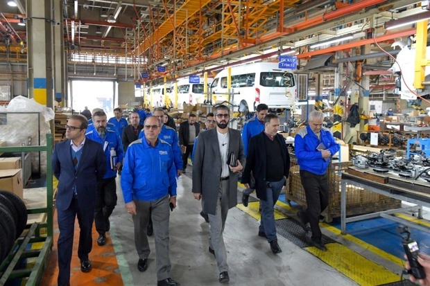 حمایت از بخش خصوصی متضمن موفقیت صنعت خودرو خواهد بود