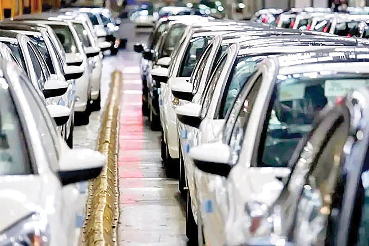 قفل بازار خودرو پس‌از اعتراضات