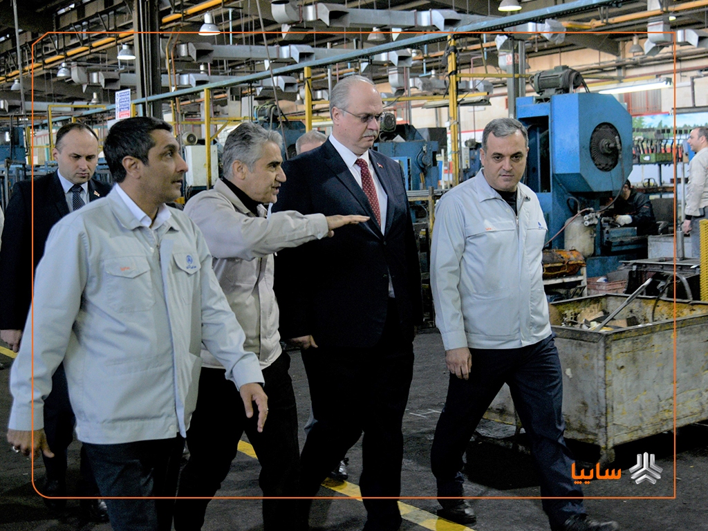 بازدید سفیر جمهوری بلاروس در ایران از گروه خودروسازی سایپا/ سایپا می‌تواند سهم بیشتری از بازار کشورهای اوراسیا داشته باشد