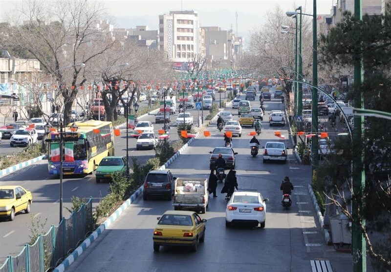 بررسی املاک معارض طرح تعریض خیابان پیروزی