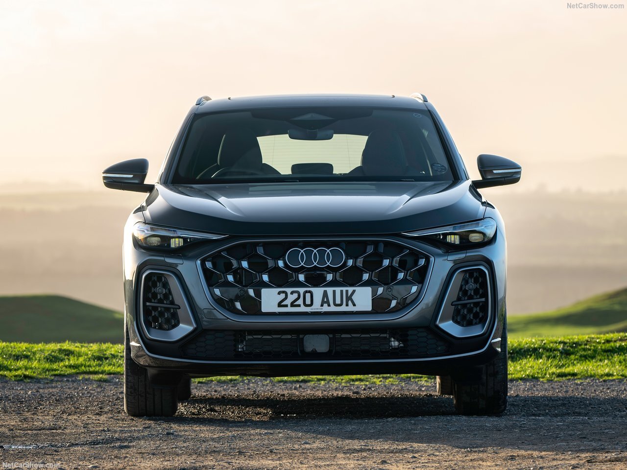 تصویر روز؛ Audi Q5 e-hybrid [UK] (2026)