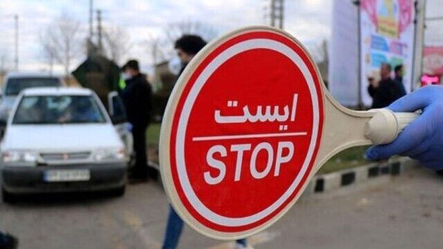 بدلکاری خطرناک روی سقف خودرو/ خودروی متخلف توقیف شد