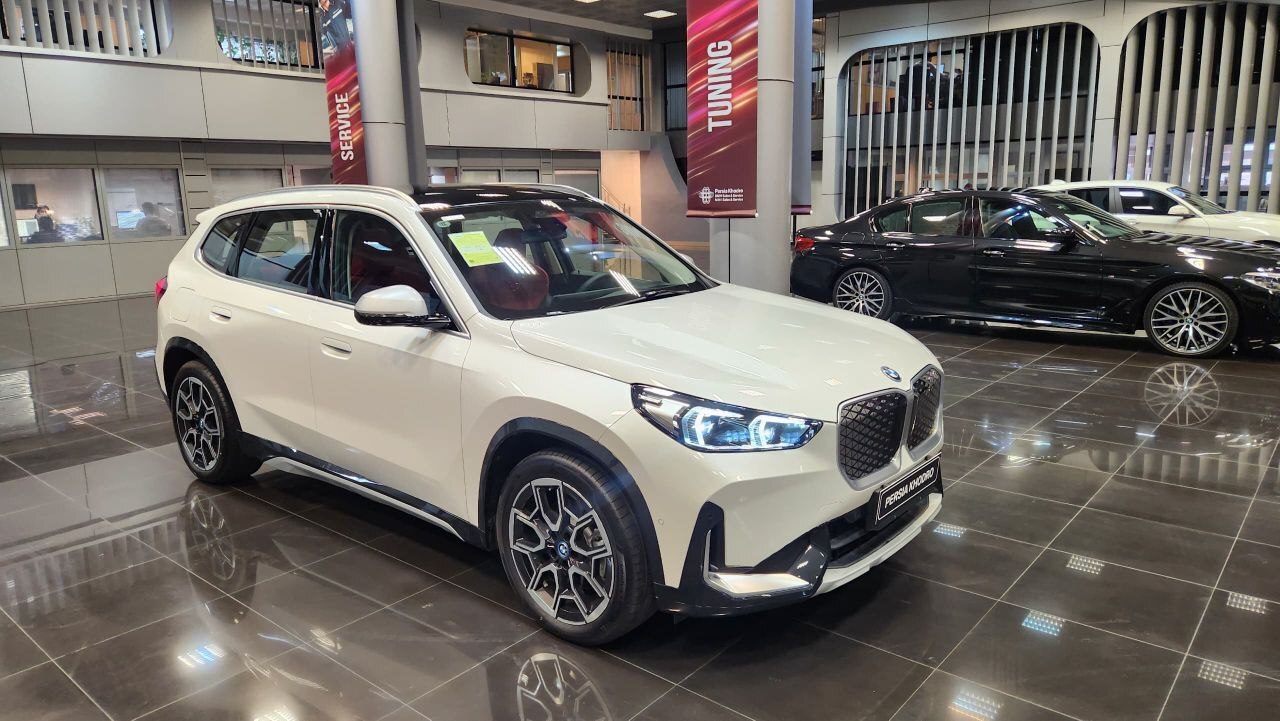 اعلام قیمت تکمیل وجه خودروی BMW iX1 مدل ۲۰۲۵ توسط پرشیا خودرو (گروه پرشیاموبیلیتی)