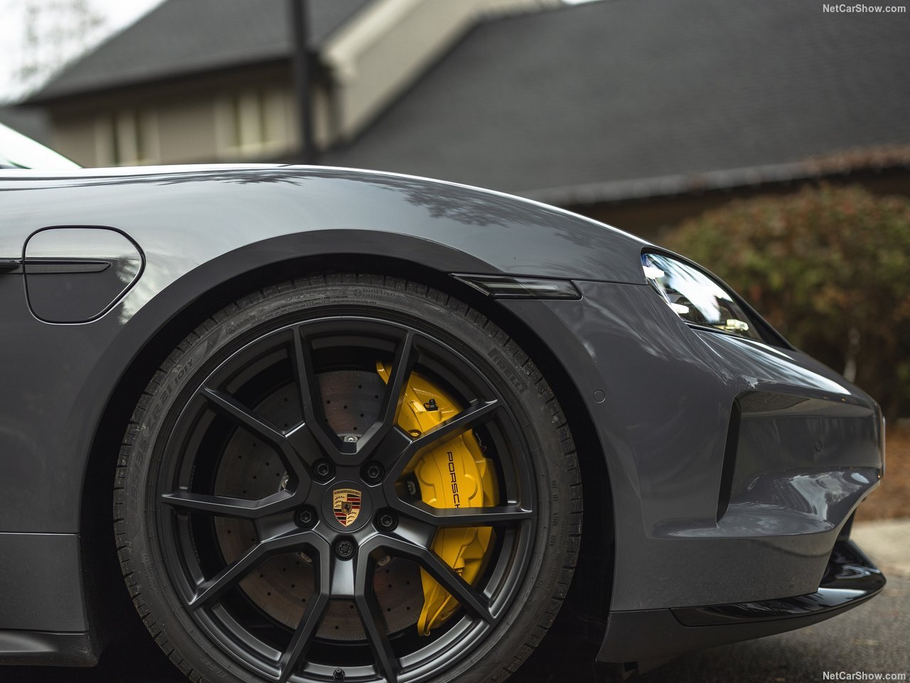 تصویر روز؛ Porsche Taycan GTS (2025)