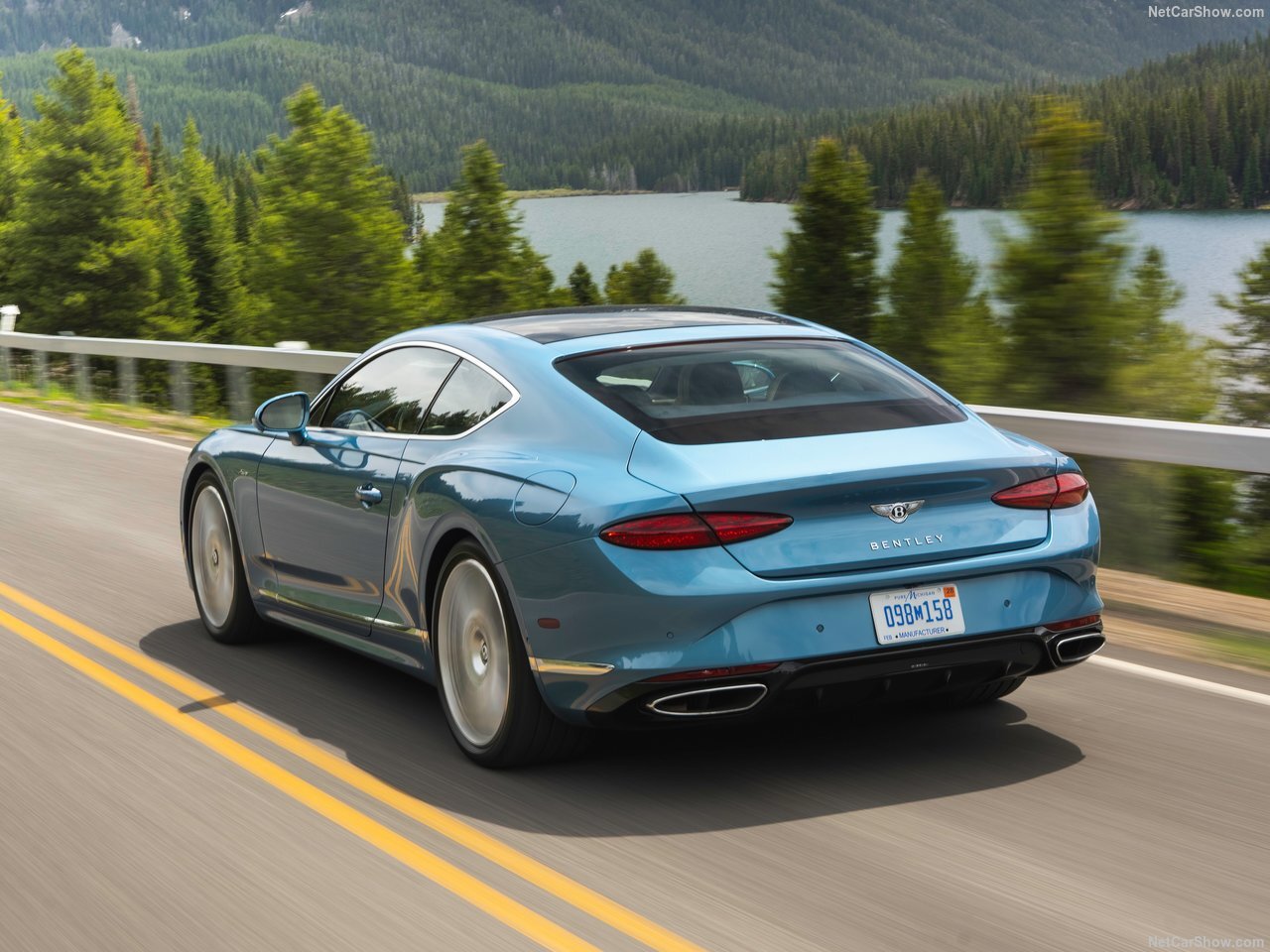 تصویر روز؛ Bentley Continental GT Azure (2025)