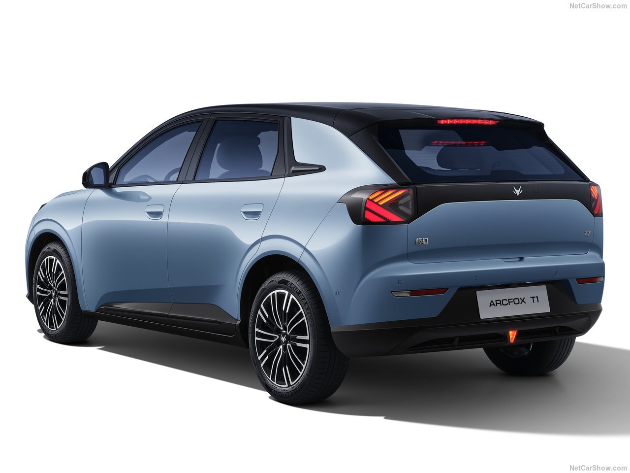 تصویر روز؛ BAIC ArcFox T1 (2026)