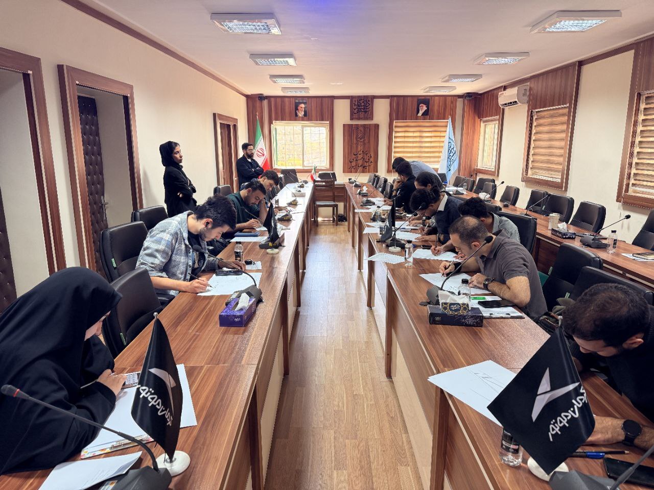 پایان مرحله منتورینگ و آموزش برگزیدگان مرحله اول مسابقه طراحی وسایل نقلیه عمودپرواز کرمان موتور پایان مرحله منتورینگ و آموزش برگزیدگان مرحله اول مسابقه طراحی وسایل نقلیه عمودپرواز کرمان موتور