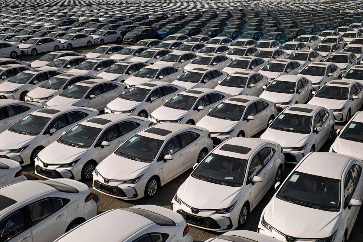 تعرفه پلکانی؛ پایان سلطه لوکس ها در بازار خودرو/نقشه راه تنظیم بازار با سیاست جدید تعرفه ای