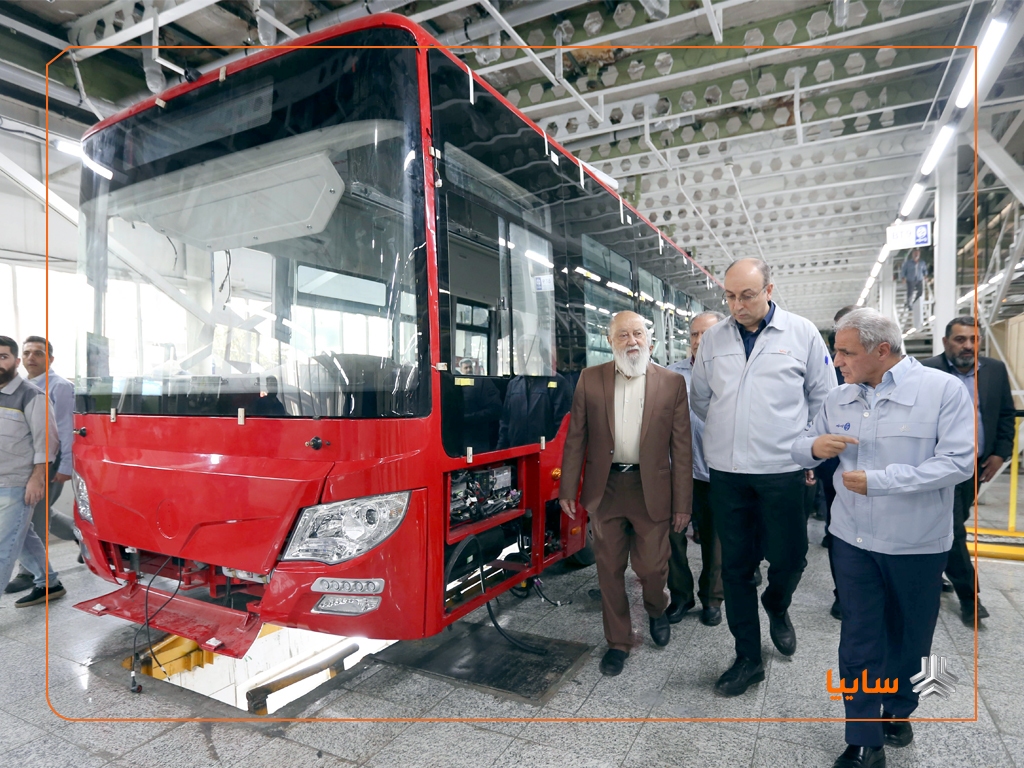 نوسازی ناوگان حمل‌ونقل عمومی با تکیه بر تولید داخلی سرعت می‌گیرد/ سایپا آماده تولید خودروهای هیبریدی و برقی است
