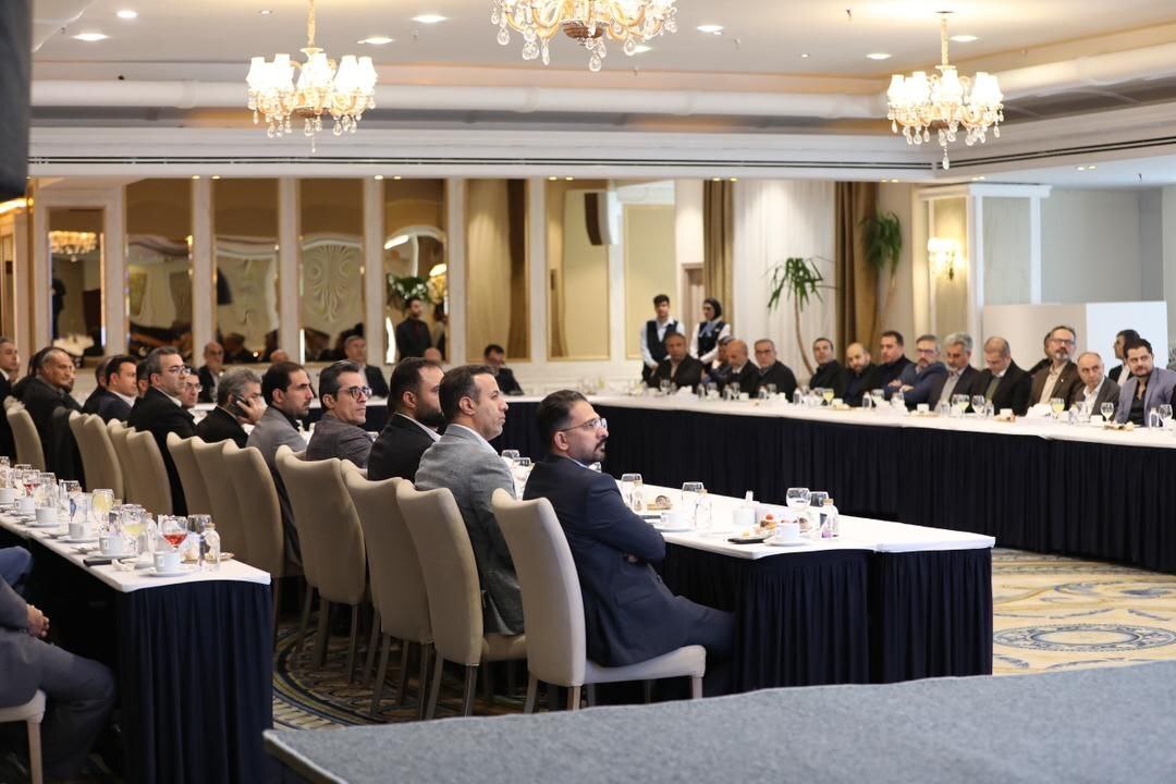  تکریم مشتریان اصل راهبردی این گروه است