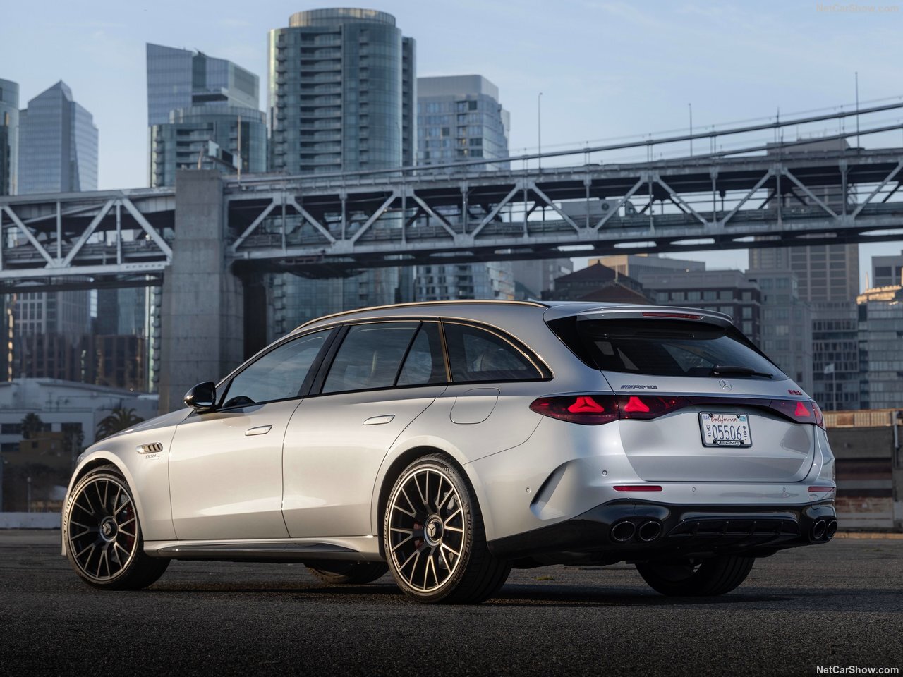 تصویر روز؛ Mercedes-Benz E53 AMG Hybrid Estate (2025)