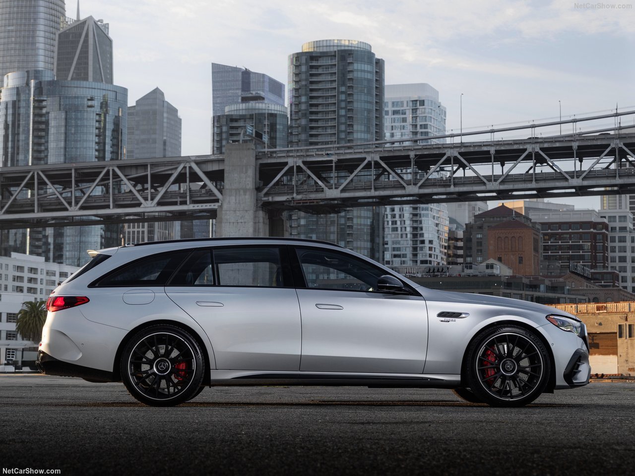 تصویر روز؛ Mercedes-Benz E53 AMG Hybrid Estate (2025)