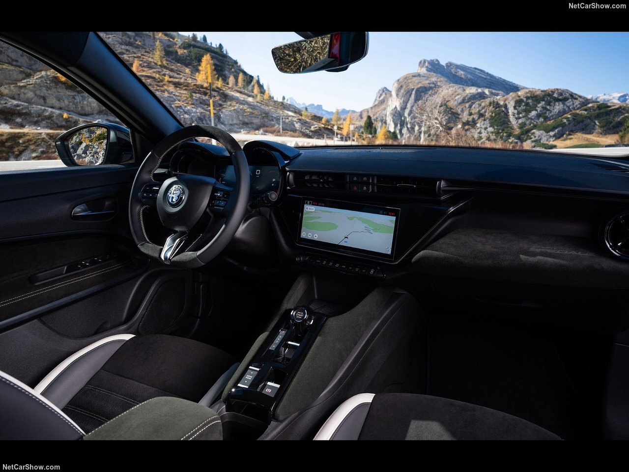 تصویر روز؛ Alfa Romeo Junior Sport Speciale (2026)