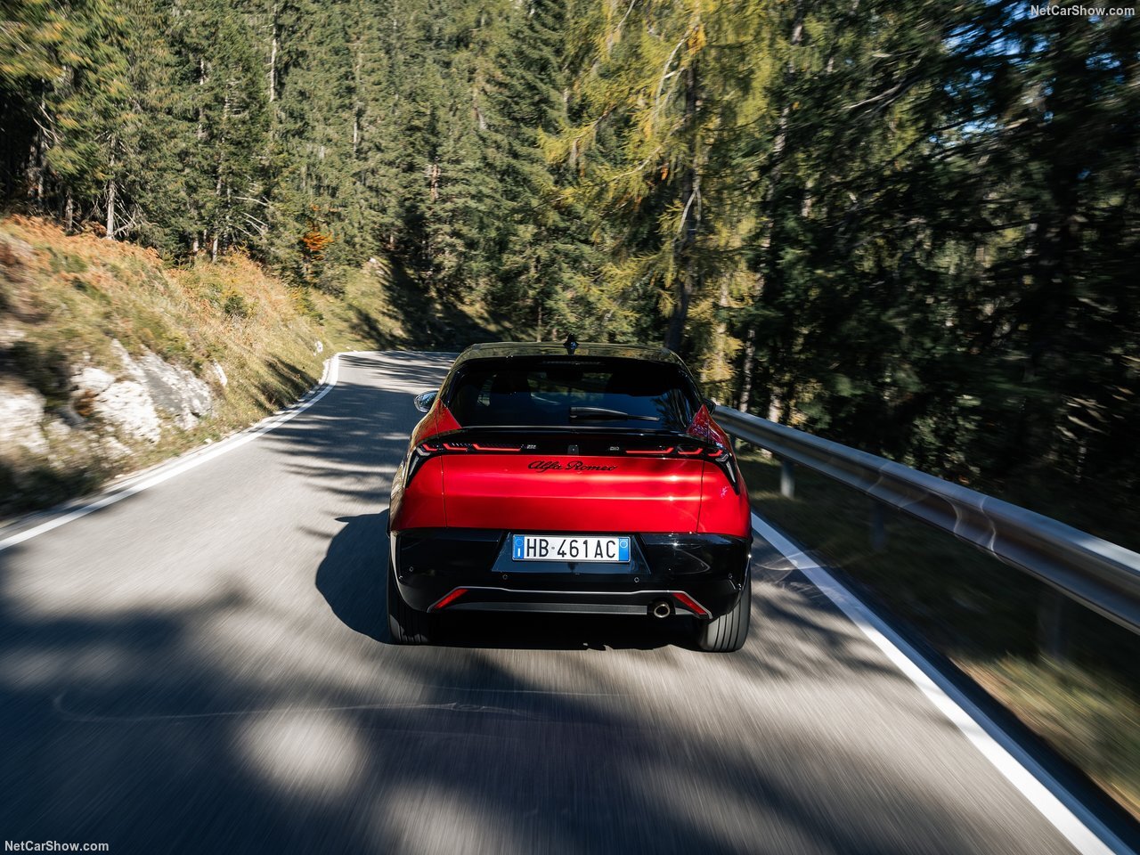 تصویر روز؛ Alfa Romeo Junior Sport Speciale (2026)